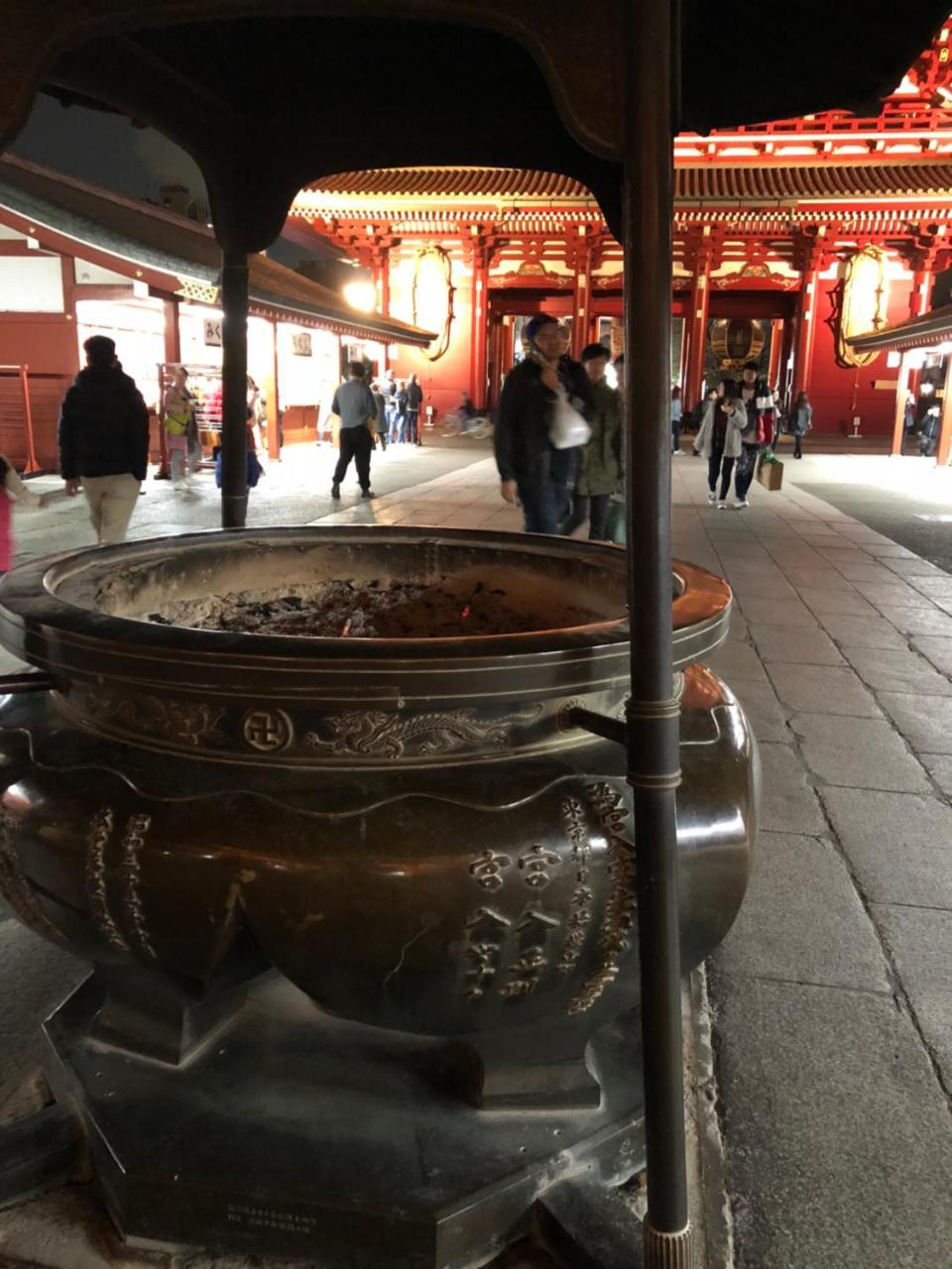 bnb+ Asakusa Kuramae Tokyo Bagian luar foto